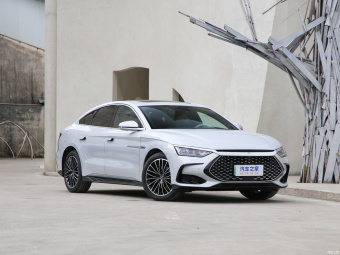 BYD Han DM-i Exclusive 121КМ