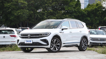 VW Talagon R-Line 6 seats 4Motion 380TSI