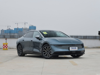 Zeekr 007  AWD 100 kWh