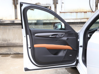 Cadillac CT6 Luxury 28T