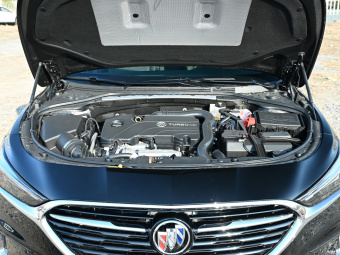 Buick LaCrosse Luxury 552T