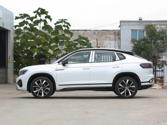 VW Tayron X Flagship Connect 4Motion 380TSI