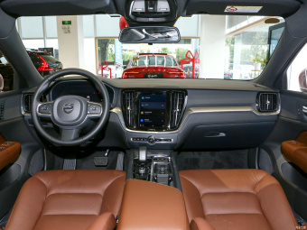 Volvo S60 B4 Zhiyi Luxury