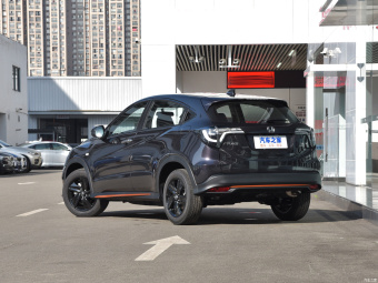 Honda Vezel Magic Night · Pioneer 1.5L CVT