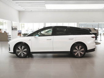 Li Auto i6 2025 Standard AWD