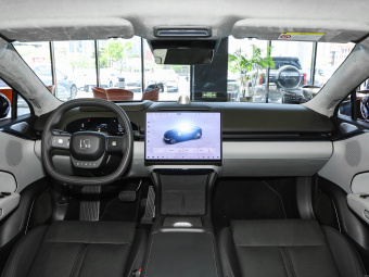 Zeekr 007 2025 AWD Intelligent Driving Edition 75kWh