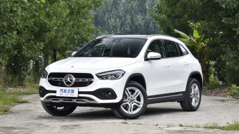 Mercedes-Benz GLA 200