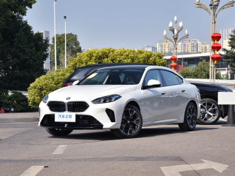 BMW 2 Series 2026 225L M Sport