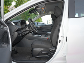 Toyota RAV4 Urban 2.0L CVT 2WD