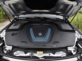 Mercedes-Benz EQC 400 4MATIC