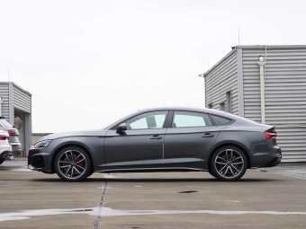 Audi A5 Sportback 2025 Classic Edition 40 TFSI quattro Luxury Dynamic