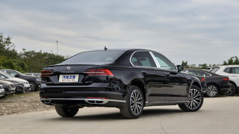 VW Phideon Deluxe 380TSI