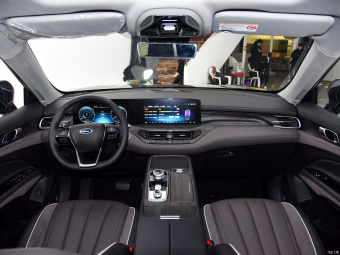 Ford Equator Honor Plus EcoBoost 225 7 Seat (2/2/3)
