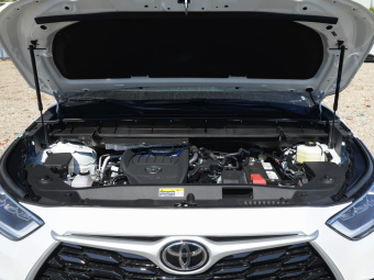 Toyota Highlander Luxury 7 Seats 380T 4WD