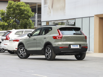 Volvo XC40 B3 Zhiyuan Sports
