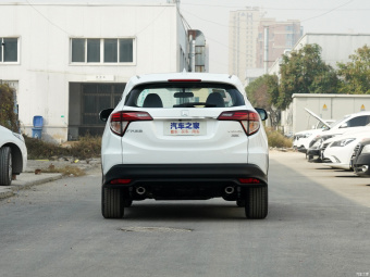 Honda Vezel Deluxe 220TURBO CVT