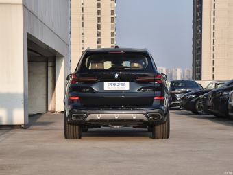 BMW X5 xDrive 30Li M Sport