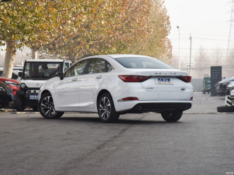 Beijing U7 Smart 1.5T 6MT