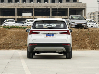 Hyundai Custo Deluxe DLX 380TGDi AT