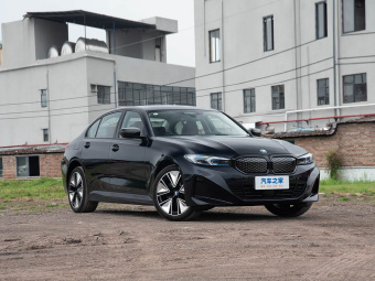BMW i3e 2026 eDrive 40 L Sport Restyled Night Edition