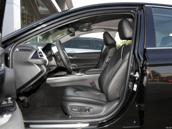 Toyota Camry Knight 2.5S