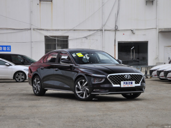Hyundai Mistra Premium LUX 270TGDi DCT