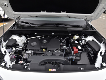 Toyota RAV4 Fashion PLUS 2.0L CVT 4WD