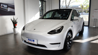 Tesla Model Y Dual Motor