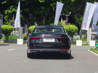 Audi A8L Selection 50 TFSI Quattro