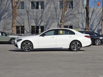 Mercedes-Benz C-Class 260 L Haoye Sports