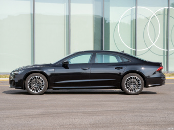 Audi A7L Obsidian Black Edition 45 TFSI Quattro
