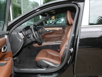 Volvo S90 B5 Zhiyi Luxury