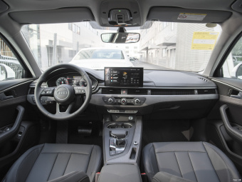 Audi A4L Dynamic Fashion 40 TFSI