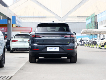 Leapmotor C11 Performance 580 AWD