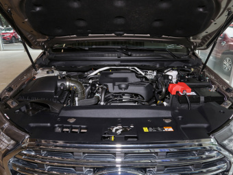 Ford Everest Luxury 2.3T AWD 5 Seats