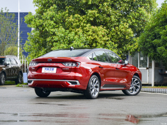 Ford Mondeo Extreme EcoBoost 245