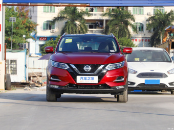 Nissan Qashqai Prem.Pro Deluxe Pilot 2.0L CVT XV