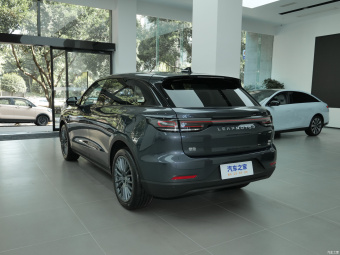 Leapmotor C11 REEV Comfort 200
