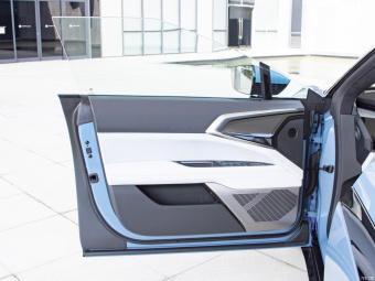 HiPhi Z 4 Seat