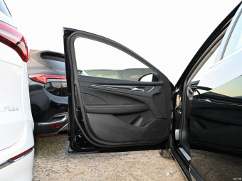 Buick LaCrosse Luxury 552T