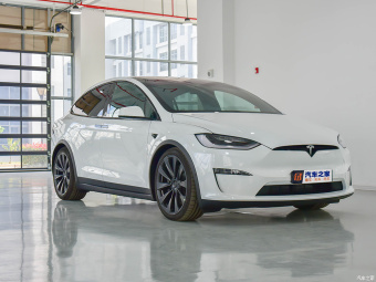 Tesla Model X Plaid