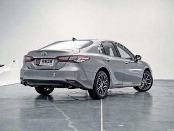 Toyota Camry Flagship 2.5Q