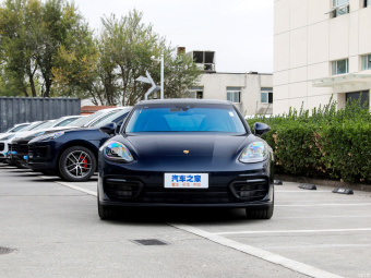 Porsche Panamera 4 E-Hybrid Executive