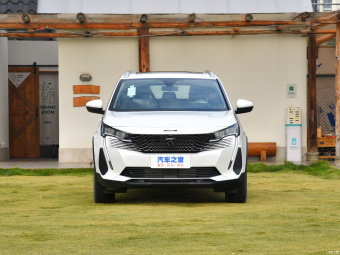 Peugeot 5008 Real 400THP