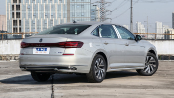 VW Passat Hybrid Deluxe 430PHEV