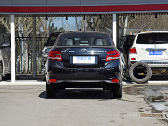 Toyota YARiS L Sedan Deluxe PLUS 1.5L CVT