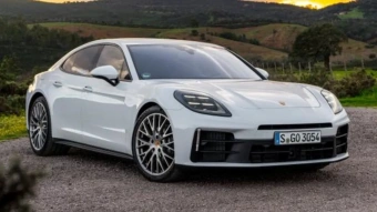 Porsche Panamera 4