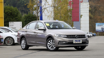 VW Bora Comfort Smart Connect 1.5L AT