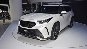 Toyota Crown Kluger Honor 2.0 T