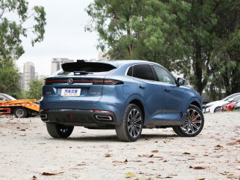 Changan UNI-K Blue Whale Premium iDD 1.5T 130km